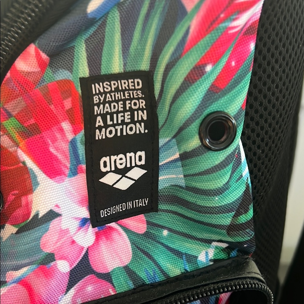 Arena Backpack - Picture 3 of 6